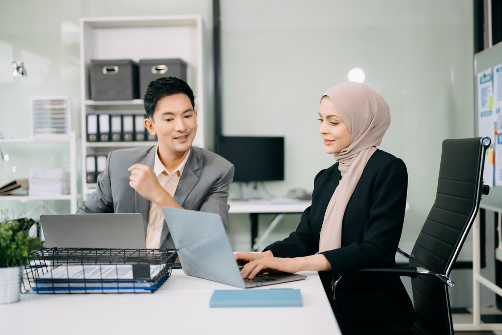 group of asian business meeting in planning design 2du3bqp.jpg